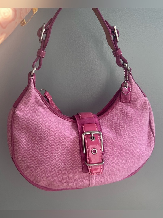 Coach Handbags - Vintage Coach Pink Herringbone Tweed Leather Hobo Handbag